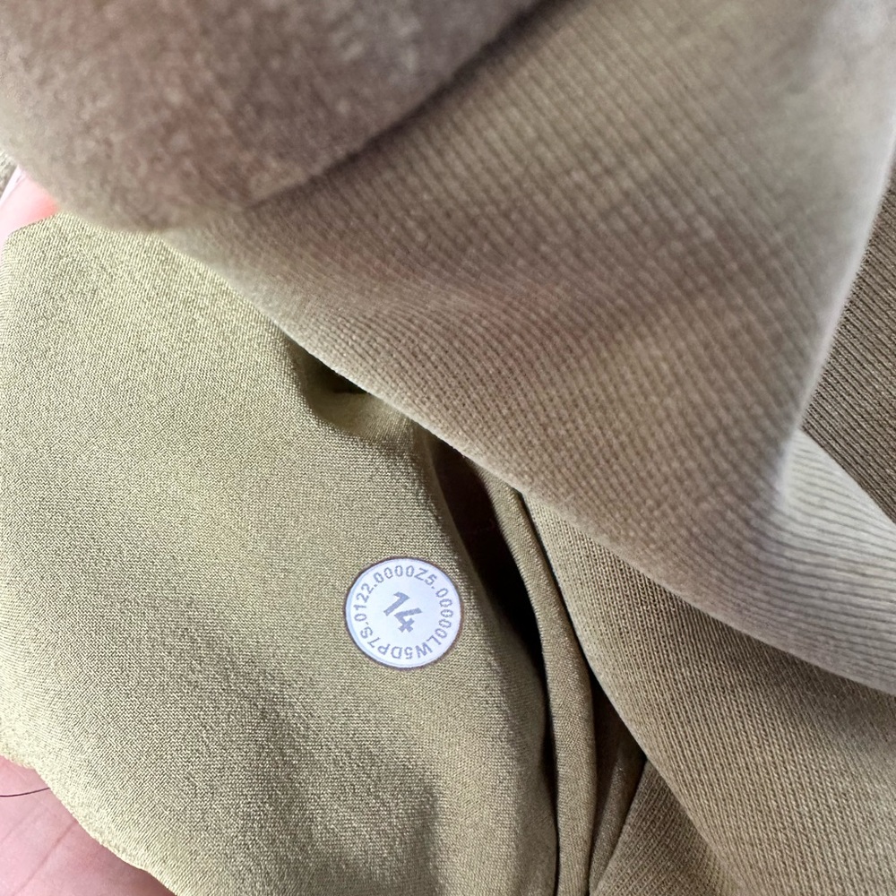 Lululemon Softstreme Relaxed High-Rise Pant green size 14 - Picture 8 of 9